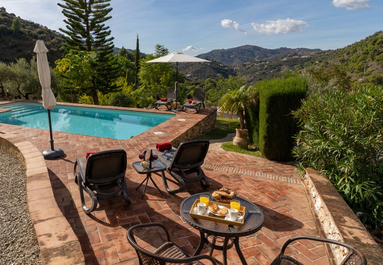 Gîte Rural à Frigiliana - Acebuchal 001 