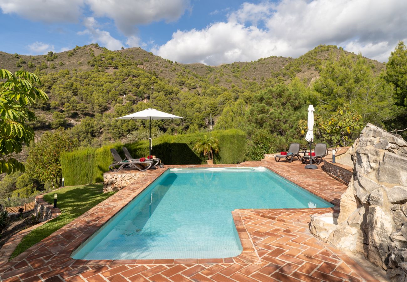 Gîte Rural à Frigiliana - Acebuchal 001 