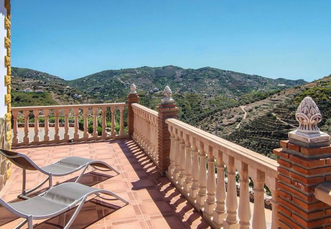 Villa à Sayalonga - Sayalonga 002 Villa à Sayalonga - Sayalonga 002