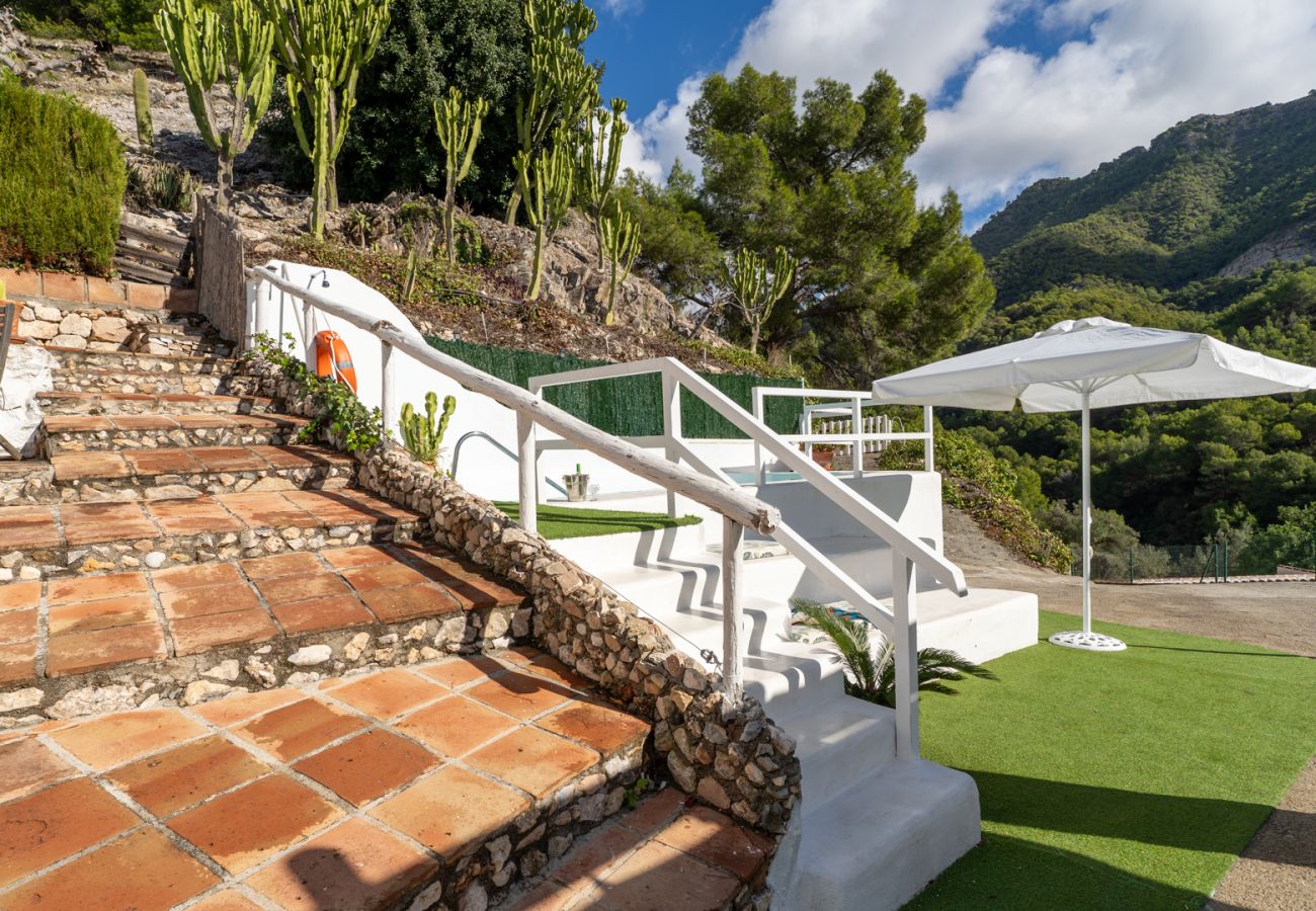 Villa à Frigiliana - Acebuchal 002